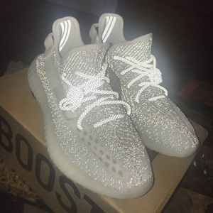 Static reflective yeezys 350 boost v2